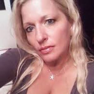 rencontre au tel mature blonde gros seins forte poitrine
